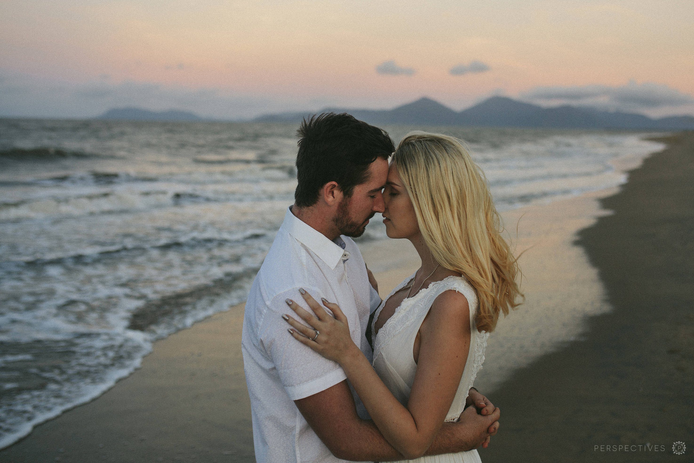 Cairns sunset photos