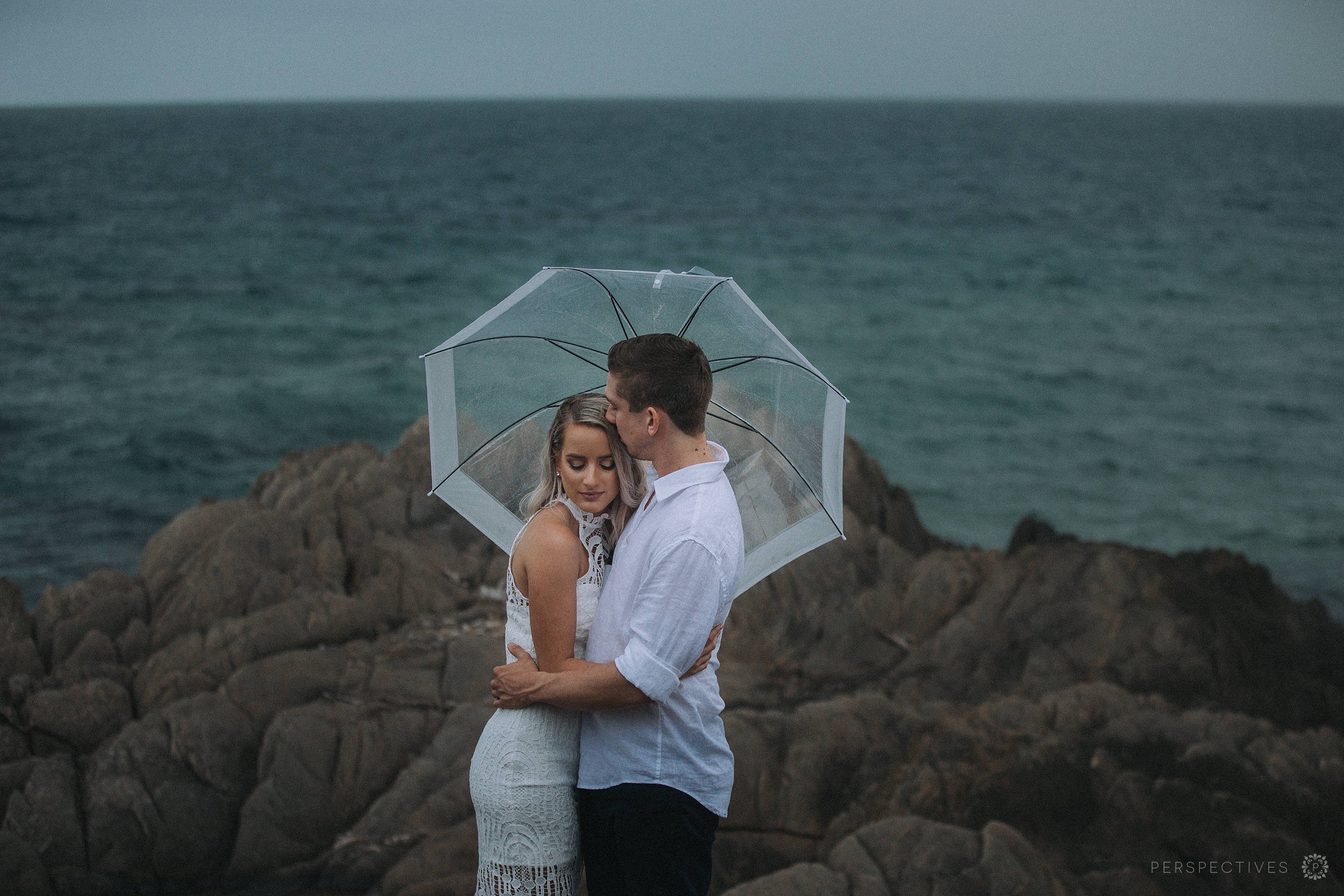 Rain photoshoot wedding