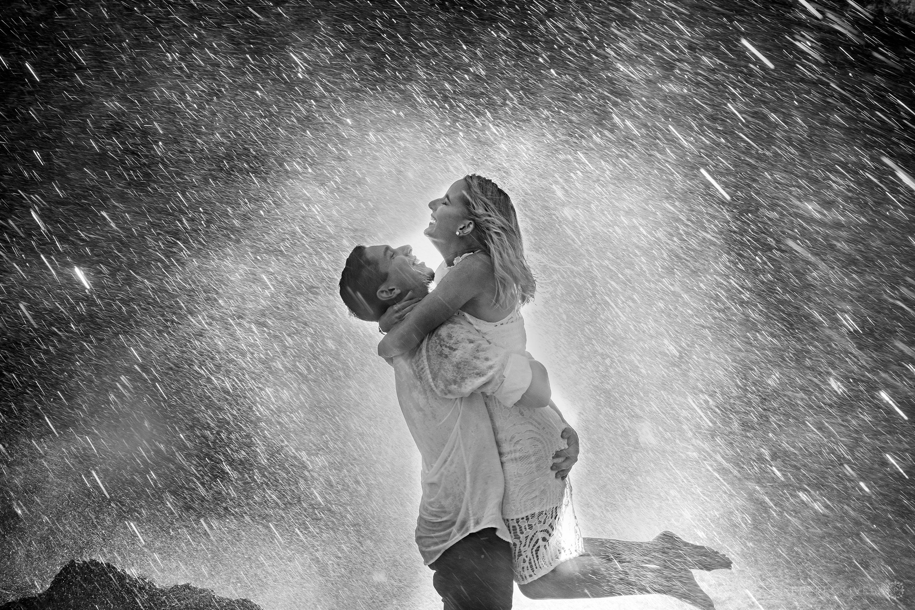 Rain photoshoot wedding