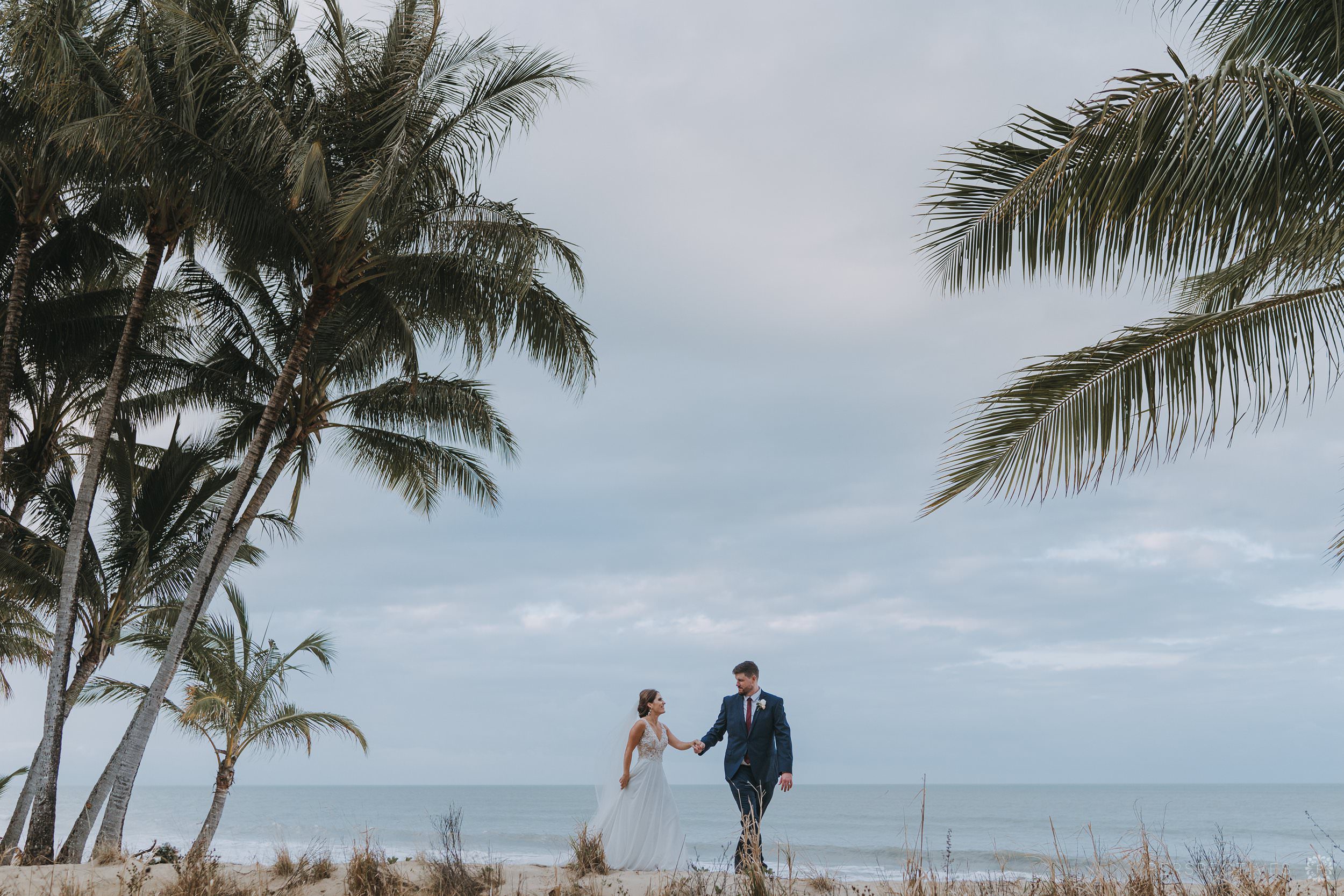Ellis Beach Yacht Club wedding photos