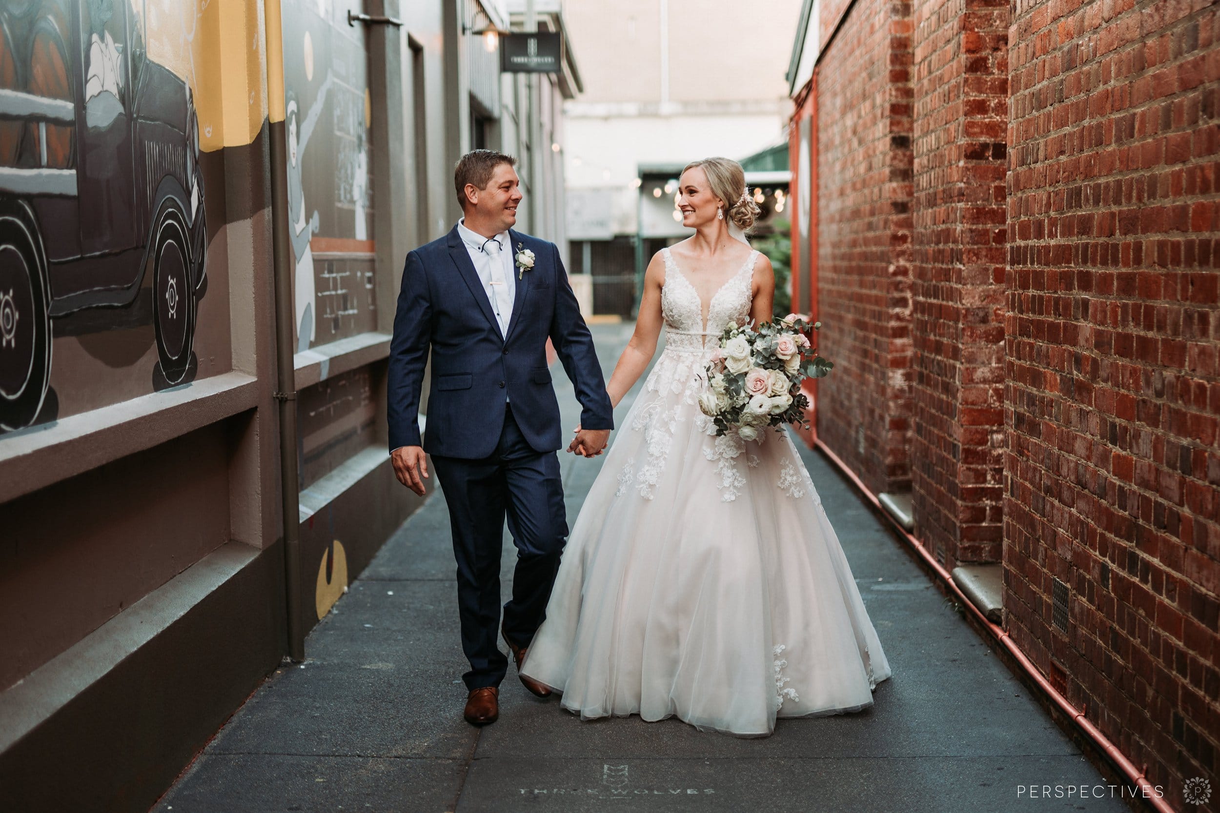 Cairns city urban wedding photo locations