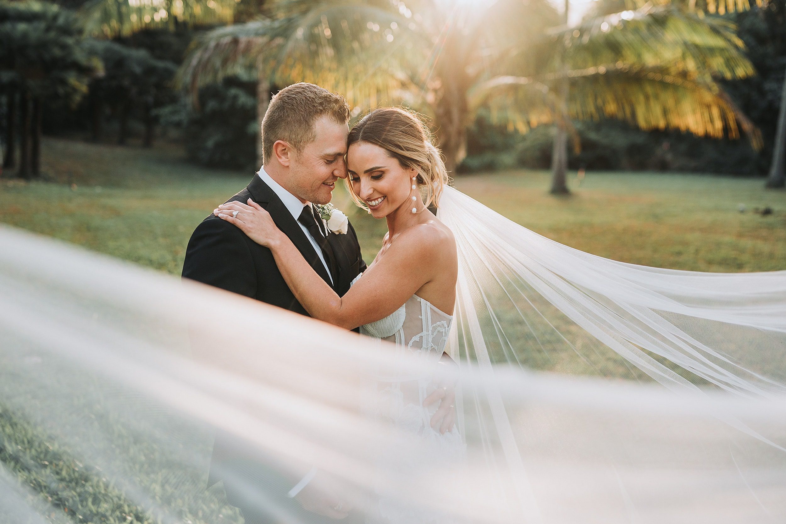 Lakeside Retreat Port Douglas wedding photos