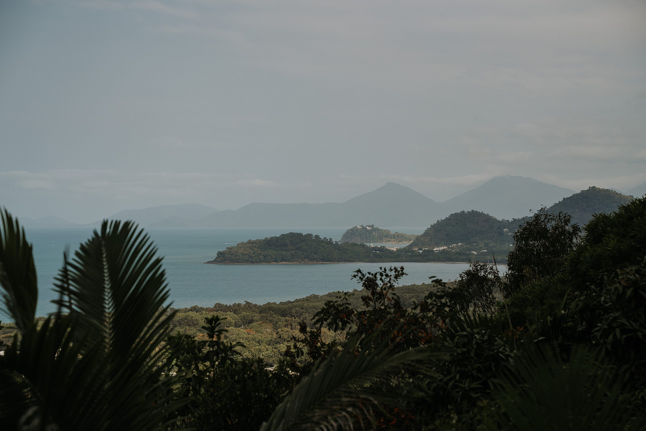 Sapphire Ridge wedding photos Palm Cove