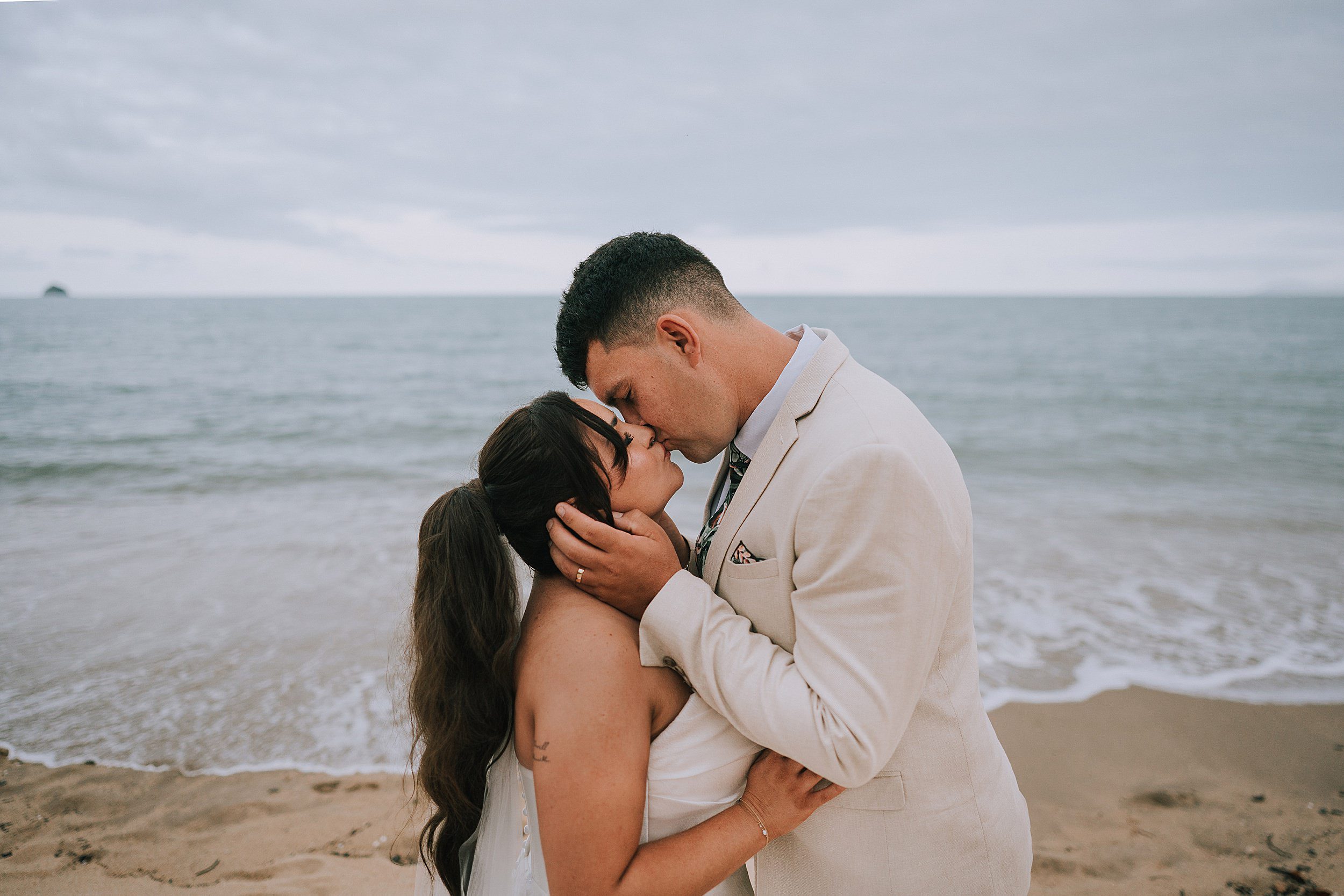 Palm Cove wedding photographer