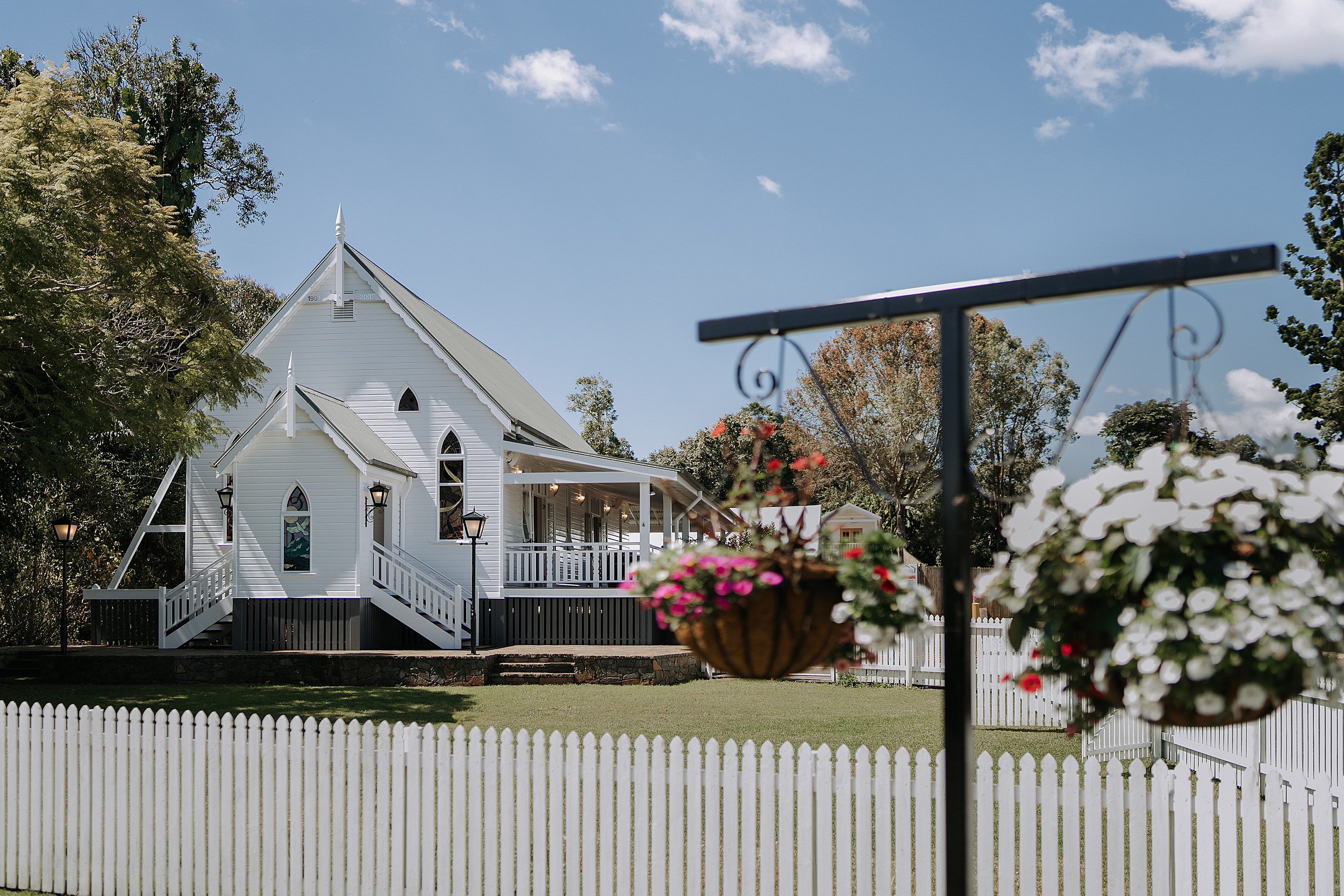 Yungaburra Chapel wedding photos