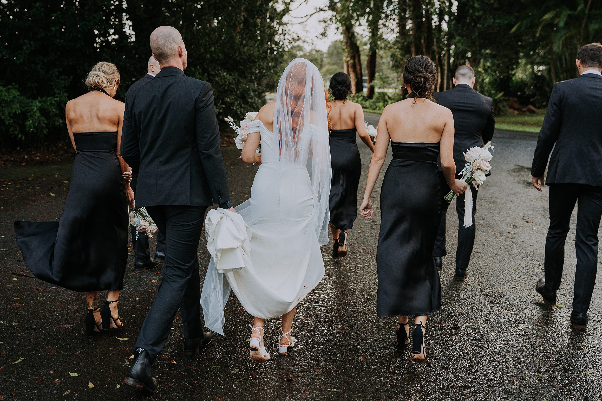 Rainy day wedding photos Malanda