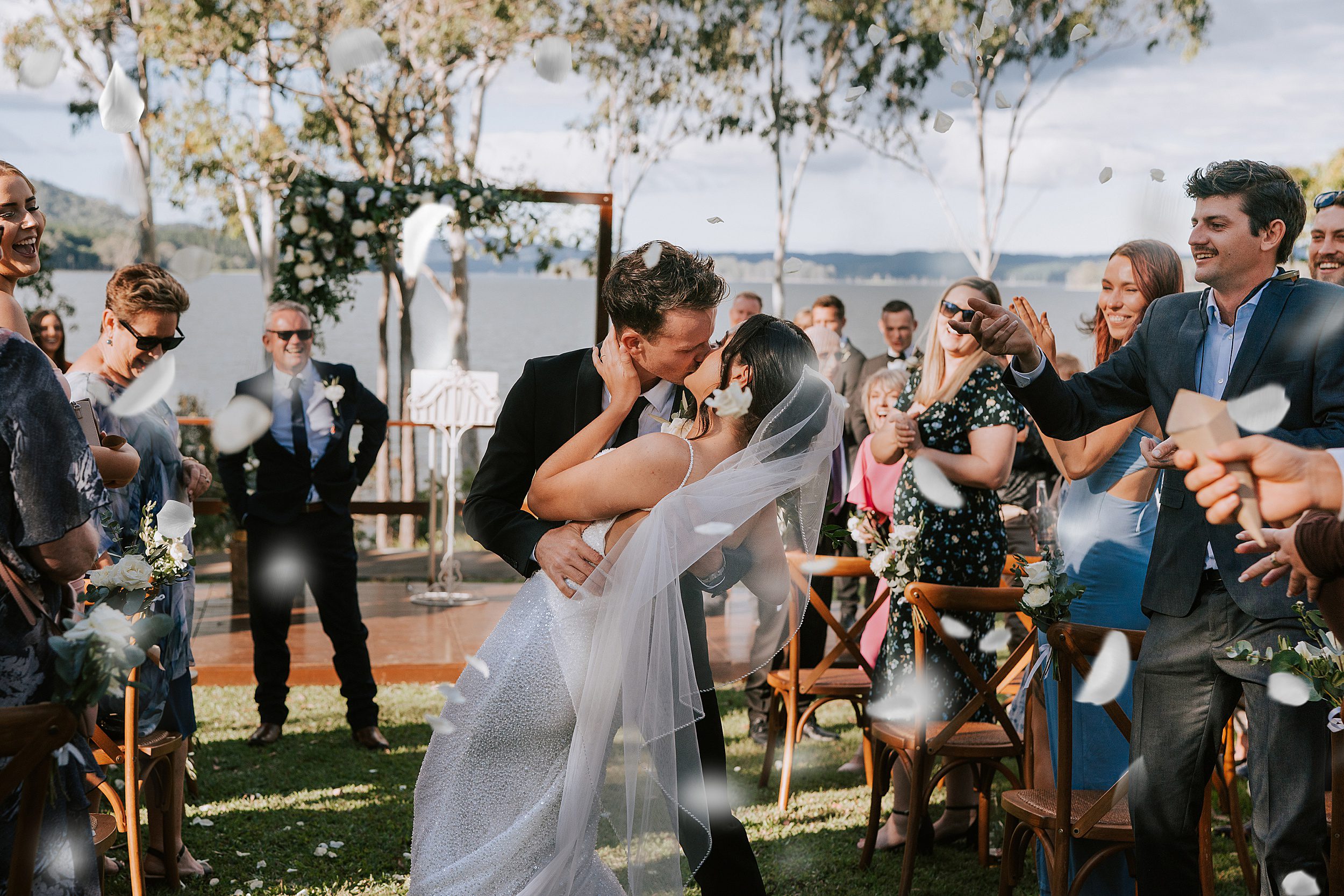 Tinaroo Lake Resort wedding ceremony